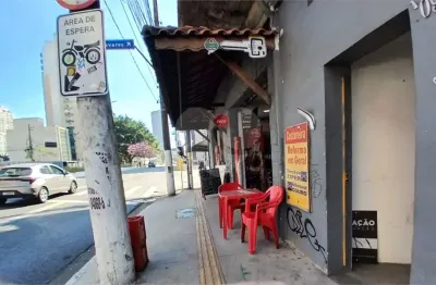 Ponto comercial para alugar na Avenida Doutor Vital Brasil, Butantã, São Paulo