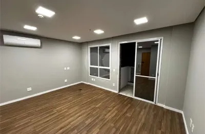 Sala comercial para alugar na Rua John Harrison, Lapa, São Paulo