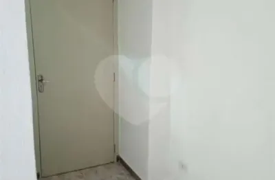 Casa térrea com 1 quartos para locação em vila santa edwiges - sp
