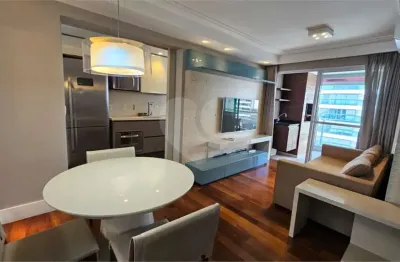 Apartamento com 2 quartos para alugar na Rua Doutor José Elias, Alto da Lapa, São Paulo