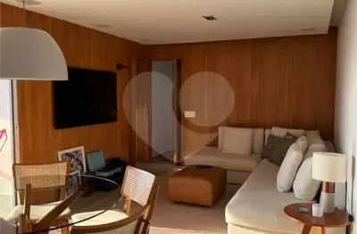 Apartamento com 2 quartos para alugar na Rua Doutor José Elias, Alto da Lapa, São Paulo