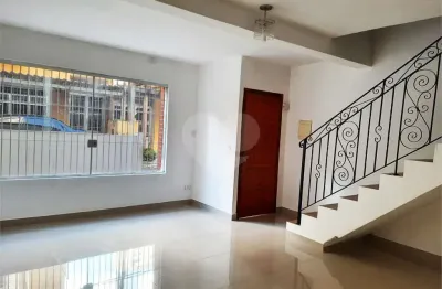 Casa de vila com 2 quartos para locação em vila hamburguesa - sp