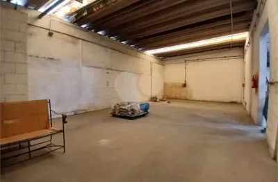 Barracão / Galpão / Depósito para alugar na Rua Heraklit, 6, Jaguaré, São Paulo