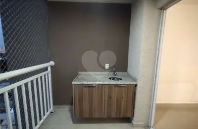 Apartamento com 2 quartos para alugar na Vila Romana, São Paulo 