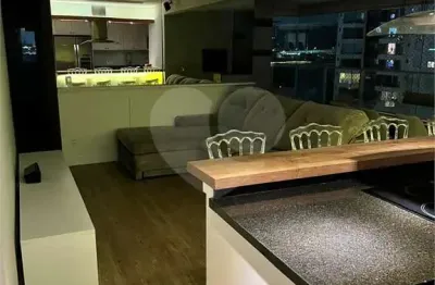 Apartamento com 3 quartos à venda na Lapa, São Paulo 