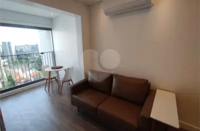 Kitnet / Stúdio para alugar na Rua Cristiano Viana, 1216, Pinheiros, São Paulo