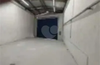 Barracão / Galpão / Depósito para alugar na Rua Araguatins, 127, Vila Anastácio, São Paulo