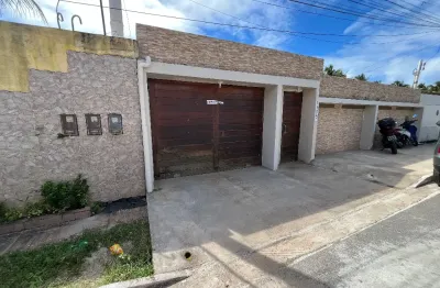 Excelente casa com fino acabamento e bem distribuída em barra nova