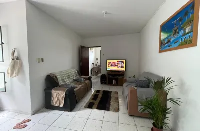 Apartamento 2/4 próximo a upa , centro de convenções e praias