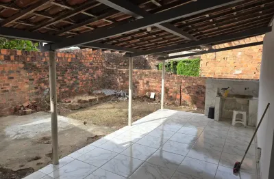 Casa com 2 quartos à venda no Benedito Bentes, Maceió 