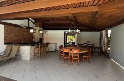 Linda casa, ampla e aconchegante no portal das aguas
