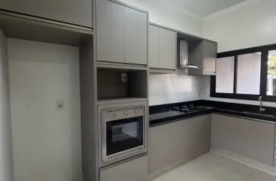 Casa térrea com 3 dormitórios no condomínio Jardim Montreal