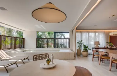 Apartamento de 448m2 em frente ao parque areião com piscina na varanda, 1 por andar e vaga gigante para ram e vaga para esportivo de alto luxo