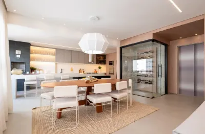 Apartamento com churrasqueira a carvão, 3 suítes com 3 vagas de garagem