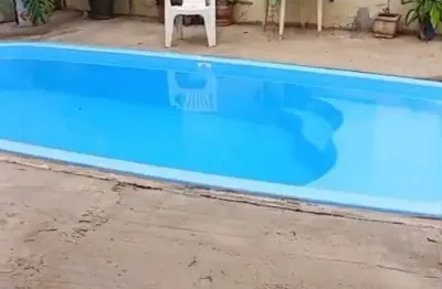 Imóvel com piscina, 3 quartos e energia solar no bairro tijucal – apto a financiar | r$250 mil (ágio r$140 mil)