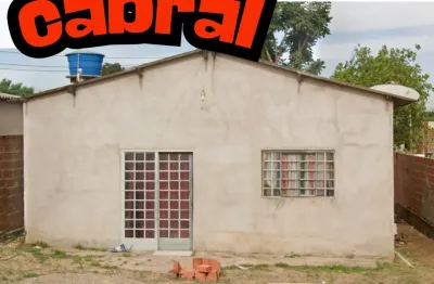 Casa em terreno quitado de 250m²! ótima localização, r$ 100 mil à vista.