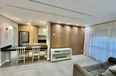 Apartamento em capão novo totalmente reformado e mobiliado