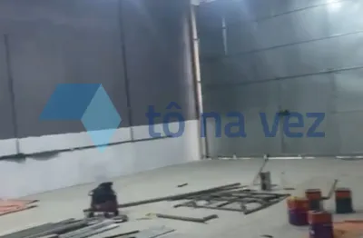 Galpão 500m² para locação com pé direito de 8 metros em batistini, são bernardo do campo - sp