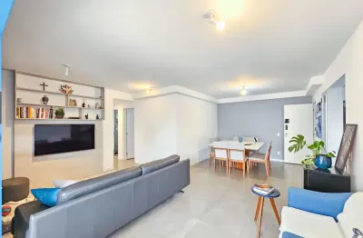 Oportunidade!! apto com 87 metros, 2 dormitórios sendo 1 suíte e 2 vagas de garagem!