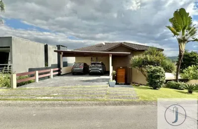 Casa em condomínio fechado com 3 quartos à venda na Alameda Água Marinha, 711, Granja Viana, Carapicuíba