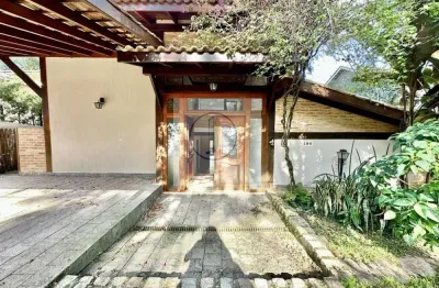 Casa com 5 quartos à venda na Rua Apiacás, 184, Granja Viana, Carapicuíba