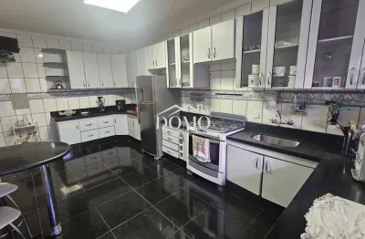 Casa com 3 quartos à venda na Rua Bernardes Carvalho, 157, Santa Terezinha, Belo Horizonte