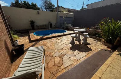 Casa com 3 quartos à venda na Vila Cidade Jardim, Botucatu 