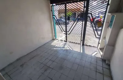 Casa (sobrado) para venda, 2 dorm(s), 1 vaga(s), 65 m² próximo a comercios em geral, excelente imóvel para comércio.