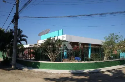 Casa com 4 dormitórios à venda, 256 m² por r$ 800.000,00 - coqueiral - araruama/rj