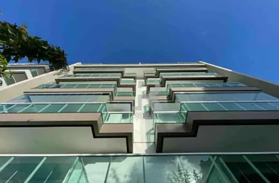Apartamento com 3 dormitórios à venda, 106 m² por r$ 715.000,00 - braga - cabo frio/rj