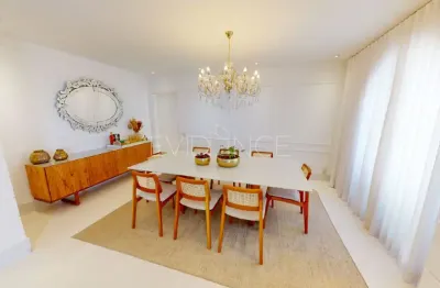 Apartamento espaçoso com 4 domitórios sendo 2 suítes e 4 vagas no tatuapé