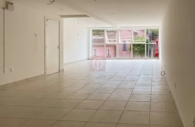 Sala comercial térrea com mezanino no bairro anita garibaldi em joinville/sc.