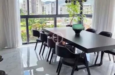 Apartamento decorado no Edifício FG 114 no bairro América em Joinville/SC.