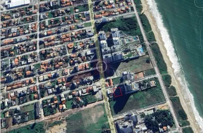 Terreno ideal para investidores ou construtores na quadra mar itacolomi, balneário piçarras/sc