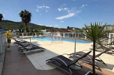 Cobertura moderna, mobiliada em ótima localização do bairro saguaçu em joinville/sc.