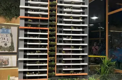 3 suítes com 107,72m², andar alto, opção de  cozinha fechado, ampla varanda e três vagas..