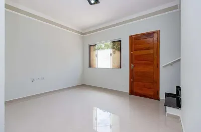 Casa à venda no tremembé, com 2 quartos, 2 suítes, 3 banheiros, 2 vagas, 61m²