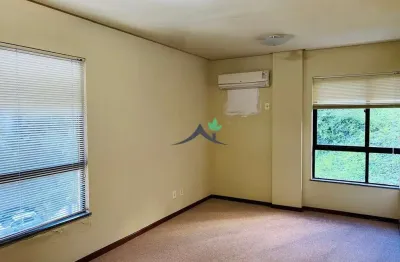 Sala comercial à venda na agnelo brito, 259, federação, salvador, 50 m2 por r$ 180.000