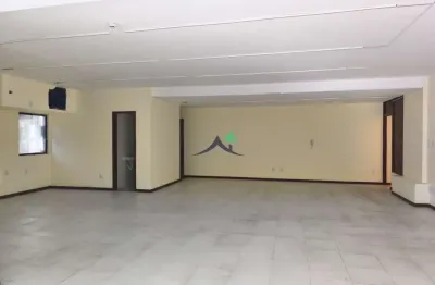 Sala comercial para alugar na Rua Rubens Guelli, 134, Itaigara, Salvador, 71 m2 por R$ 5.483