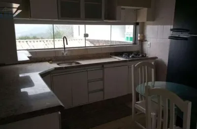 Apartamento com 2 quartos para alugar na Santos Dumont, Roçado, São José
