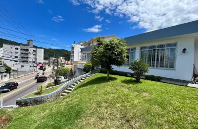 Casa com 4 quartos à venda na Rua João Motta Espezim, 879, Saco dos Limões, Florianópolis