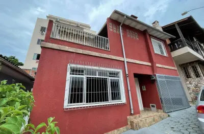 Casa com 3 quartos à venda na Rua Firmino João Raffs, 173, Agronômica, Florianópolis