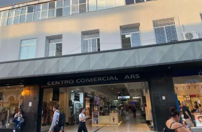 Ponto comercial para alugar na Rua Felipe Schmidt, 249, Centro, Florianópolis