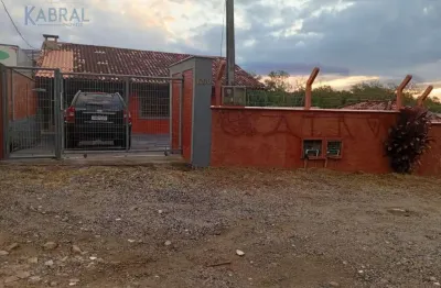Casa com 3 quartos para alugar na Rodovia SC-405, 10000, Campeche, Florianópolis