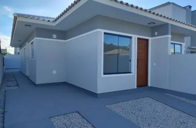 Casa geminada em construção 2 dormitórios sendo 1 suíte  barra do aririú