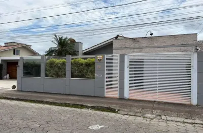 Casa com 4 quartos à venda na Rua Capitão Amaro Seixas Ribeiro, 82, Santa Mônica, Florianópolis