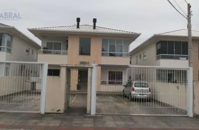 Apartamento com 2 quartos para alugar na Rua Alécio Martins, 167, Nova Palhoça, Palhoça