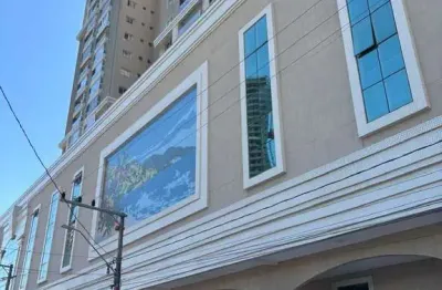 Apartamento com 3 quartos à venda na Rua 262, 900, Meia Praia, Itapema
