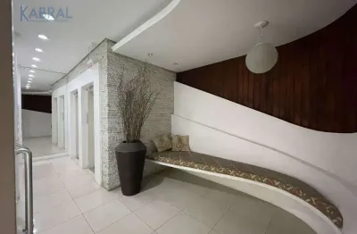 Apartamento com 3 quartos para alugar na Avenida Professor Othon Gama D'Eça, 969, Centro, Florianópolis