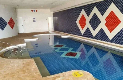 Kitnet mobiliada com vista para o mar à venda -condomínio holiday ingleses |frente para a praia